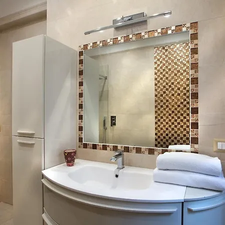 Apartment Luxury Flat Sant'anna Place *